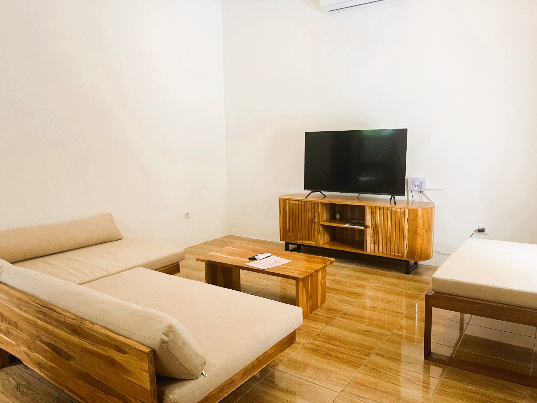 Comfortable TV lounge